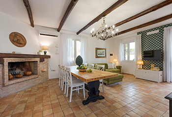 Al Qantarah Home