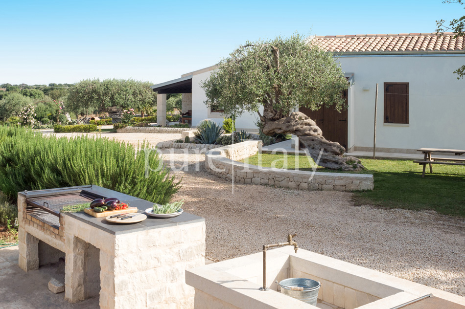 Villas great for summer or winter, South-east Sicily| Pure Italy - 10