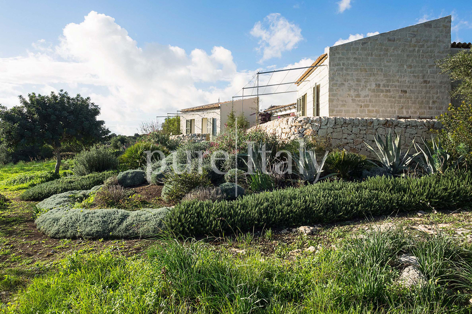 Holiday villas near beaches, South-east of Sicily | Pure Italy - 23
