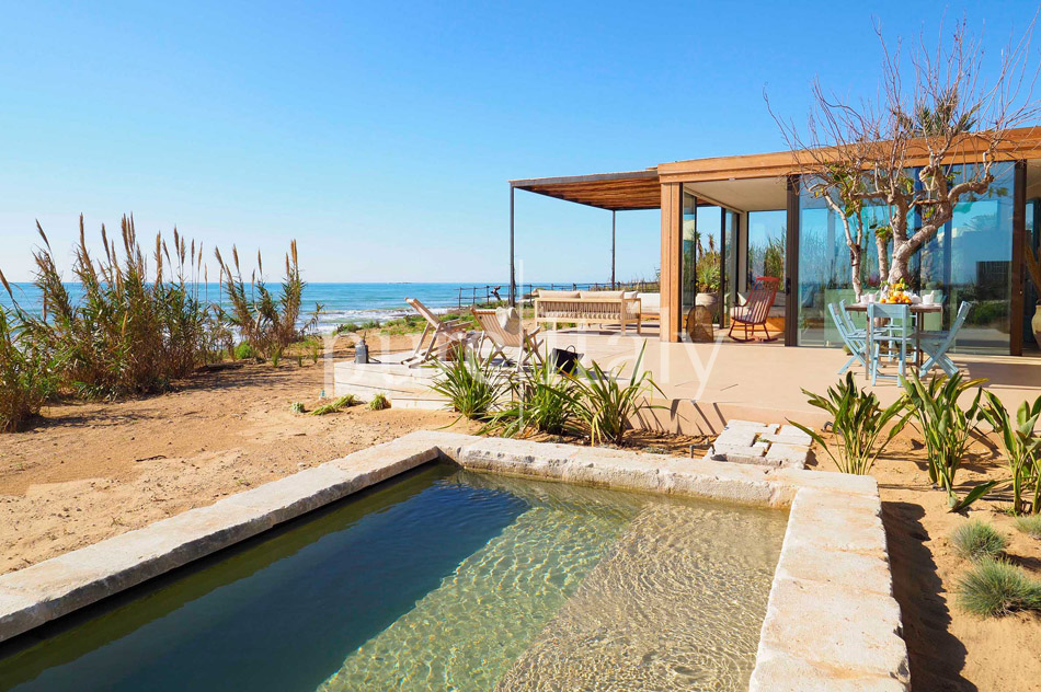 Beachfront luxury villas, South-east of Sicily| Pure Italy - 4