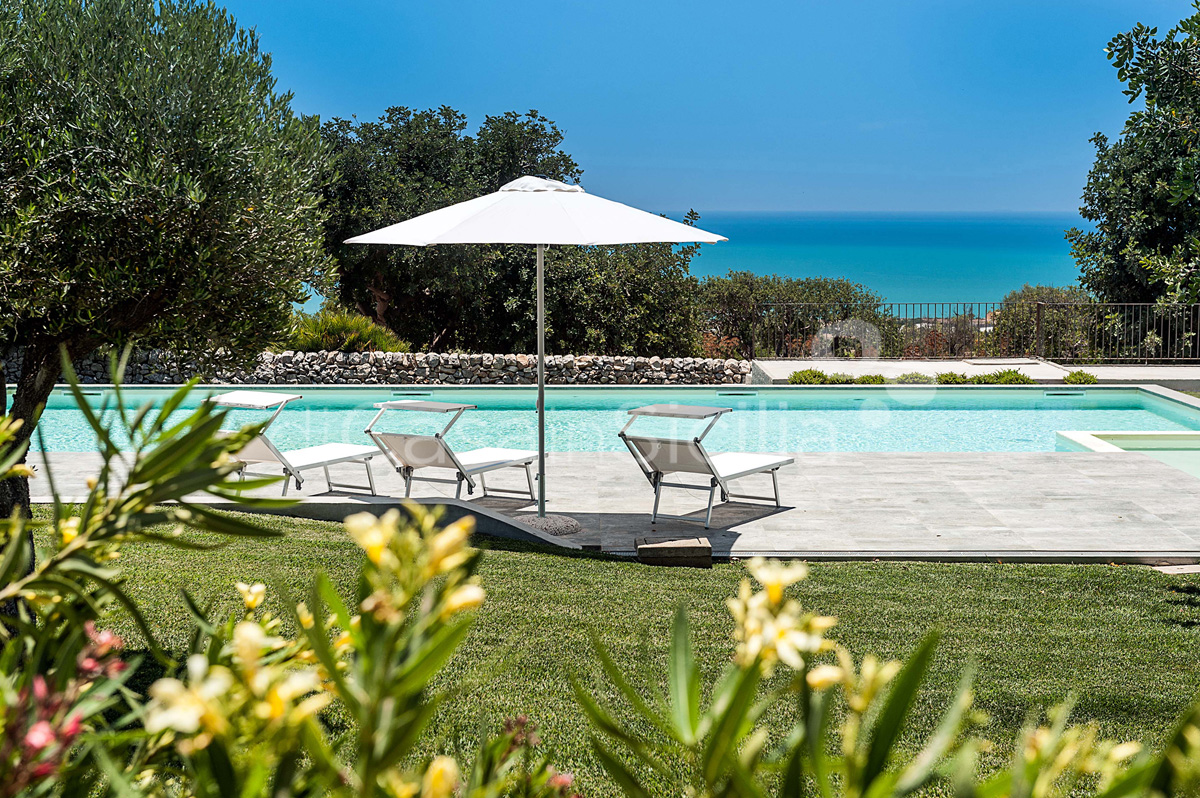 Isla Verde Carrubi Sea View Villa Rental with Pool Scicli Sicily - 25
